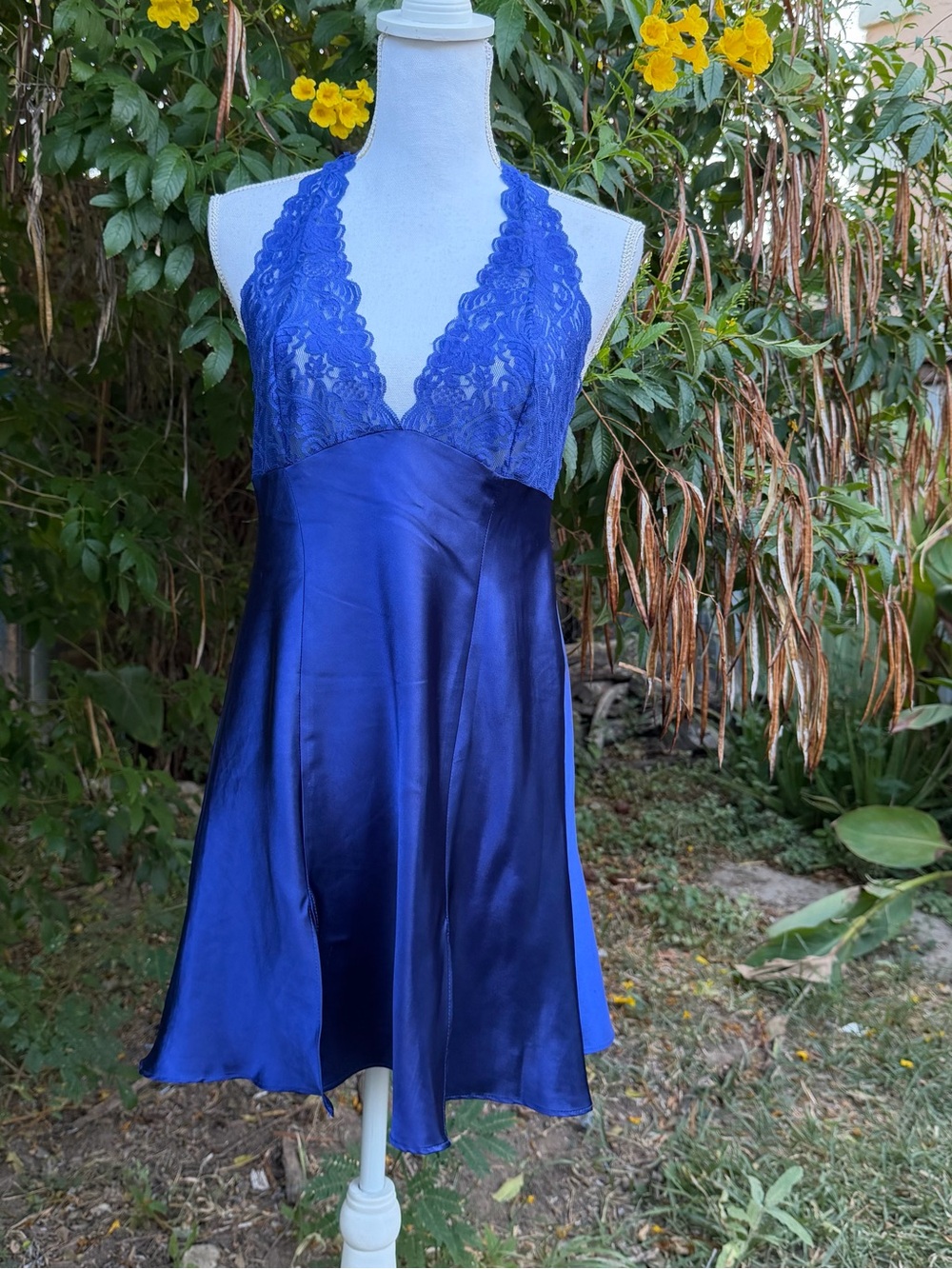 ❤️Frederick's of Hollywood Royal Blue Lace Halter Satin Chemise, Medium 😍